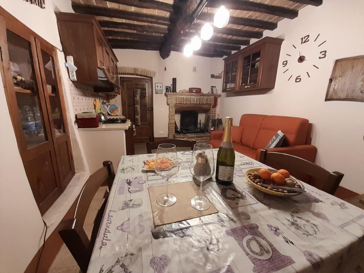 *La Torre Di Amelia* Nel Cuore Dell' Umbria Buitenkant foto